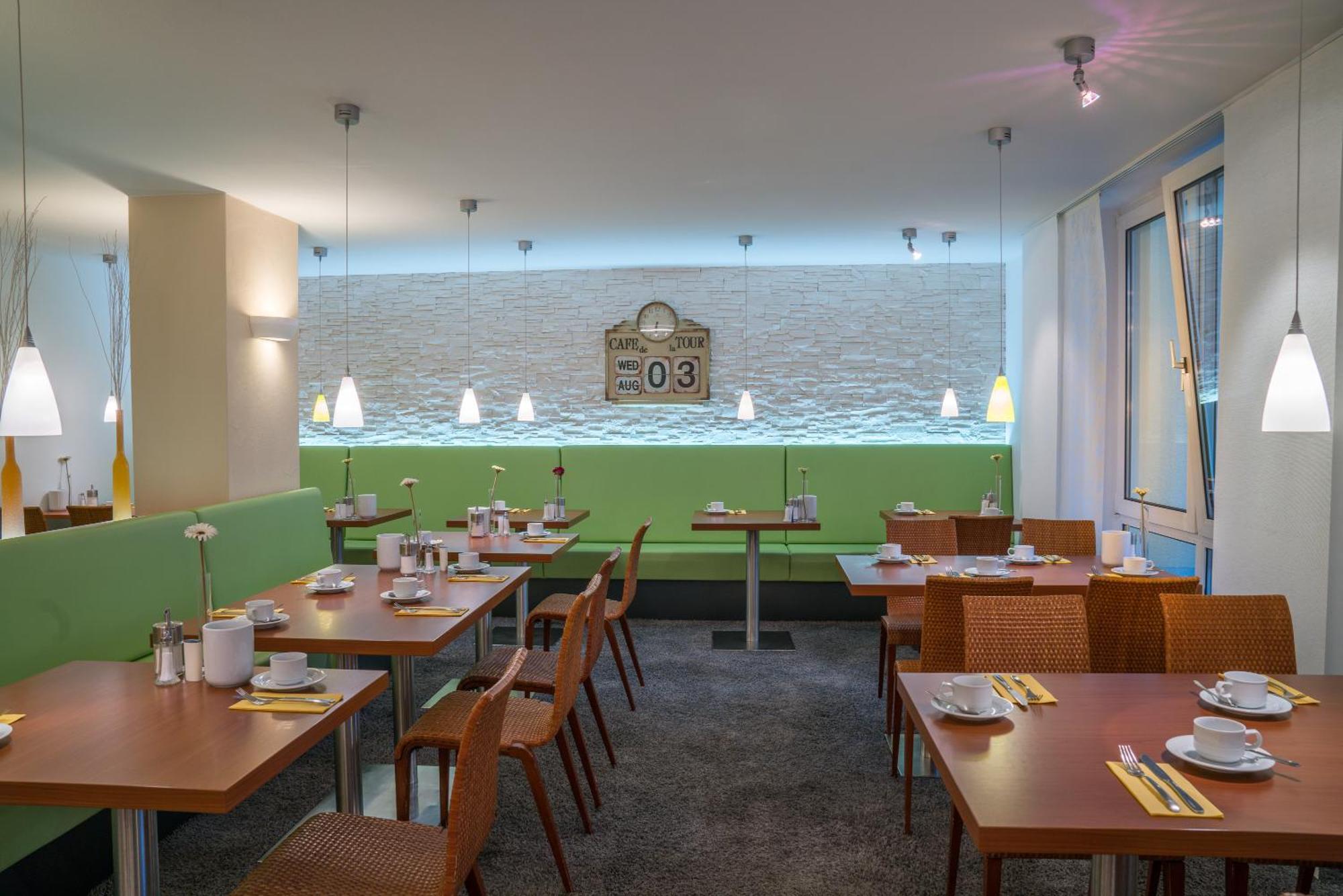 Airporthotel Residenz 스타인브론 외부 사진