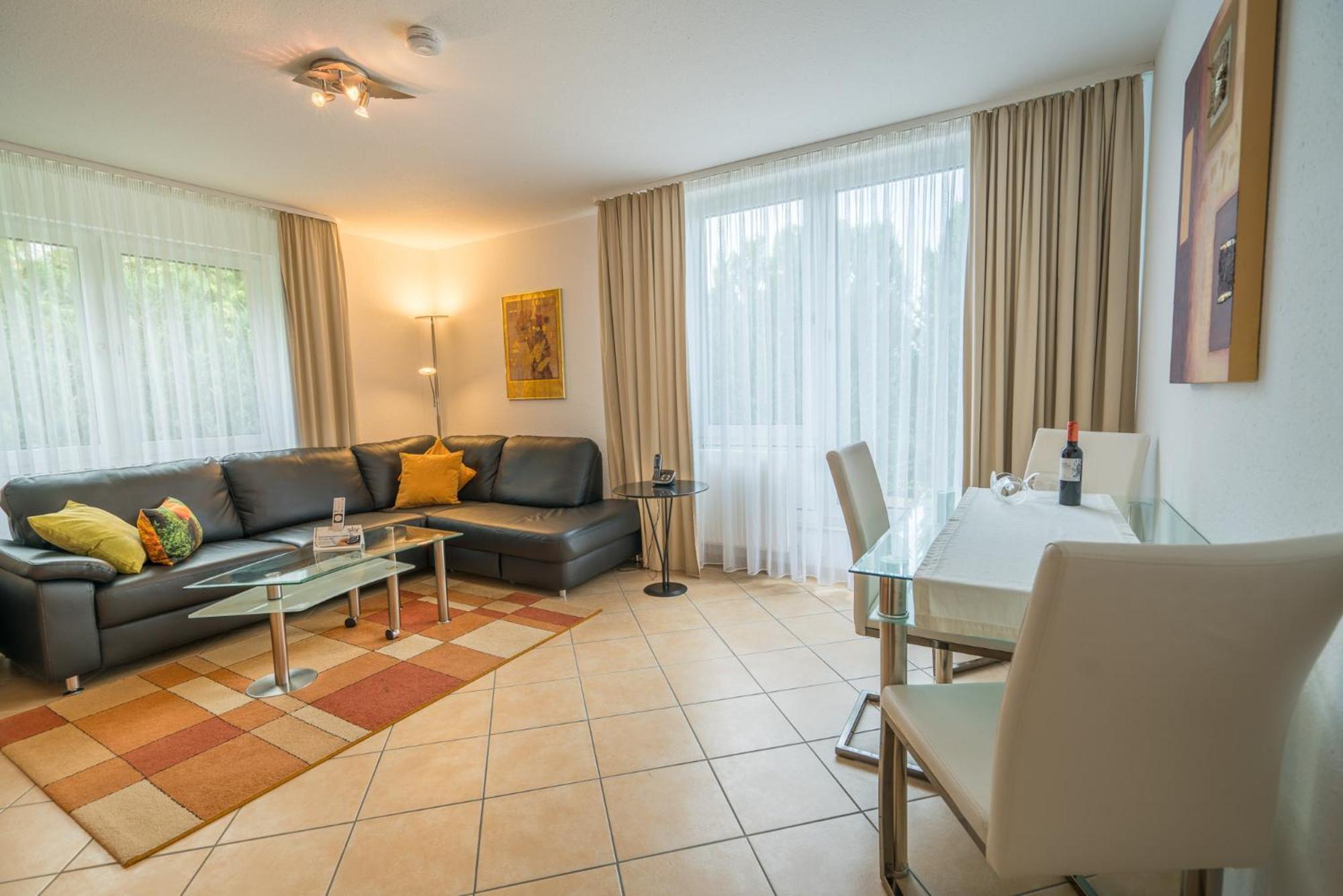 Airporthotel Residenz 스타인브론 외부 사진