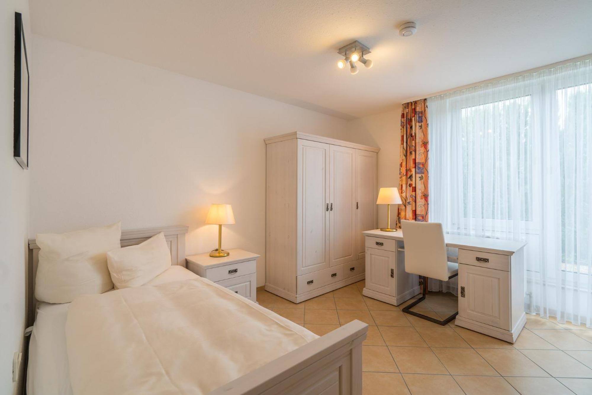 Airporthotel Residenz 스타인브론 외부 사진