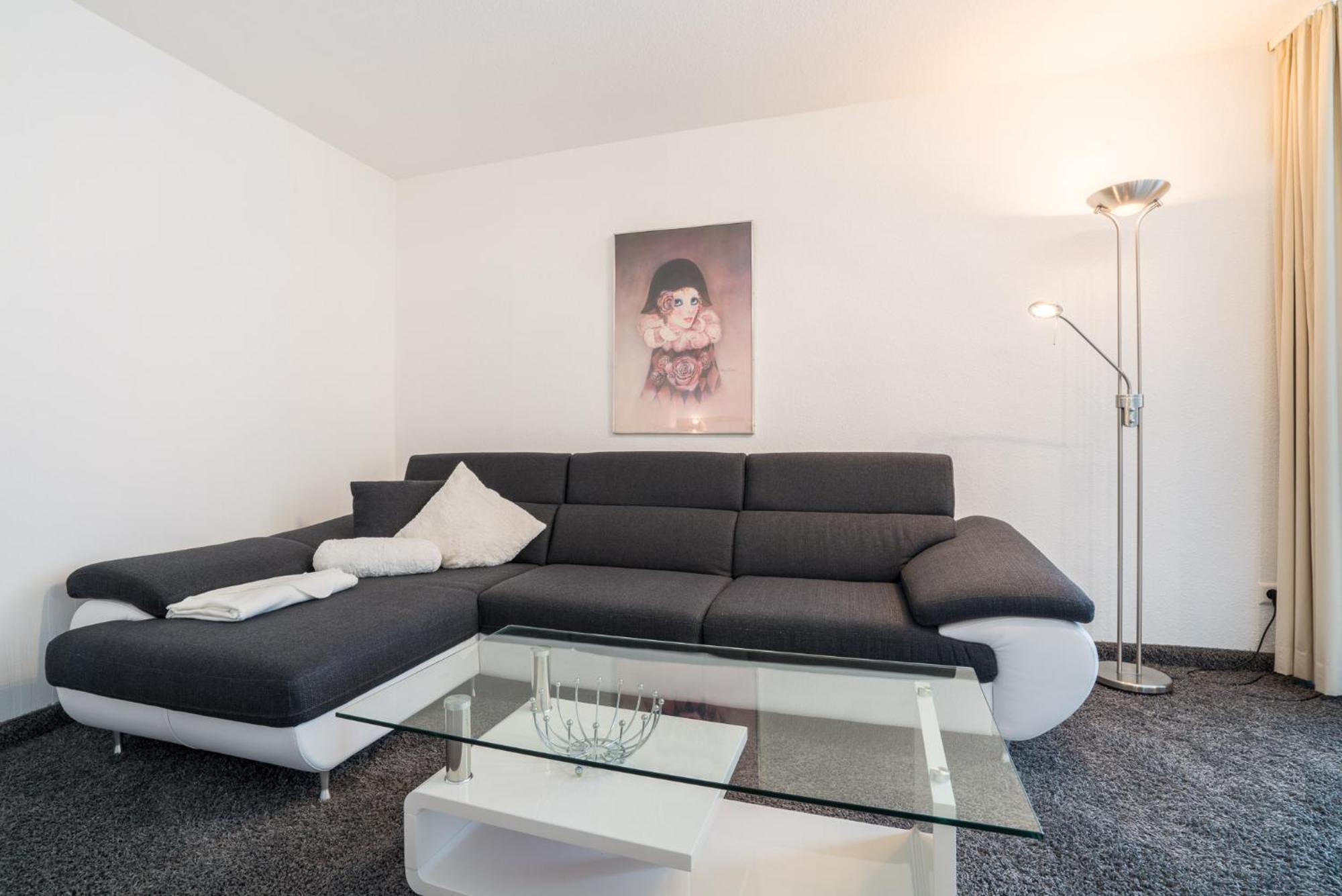 Airporthotel Residenz 스타인브론 외부 사진