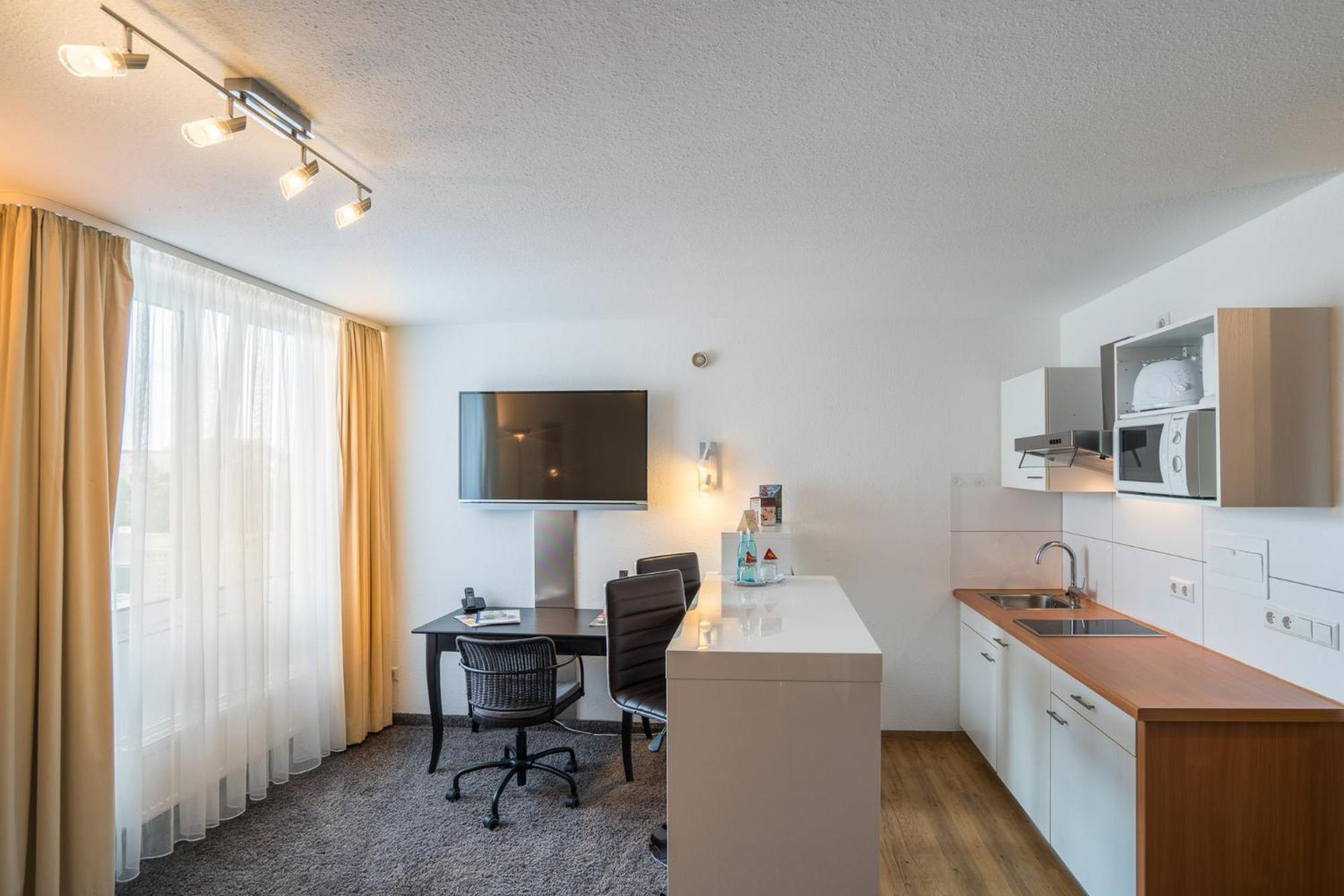 Airporthotel Residenz 스타인브론 외부 사진