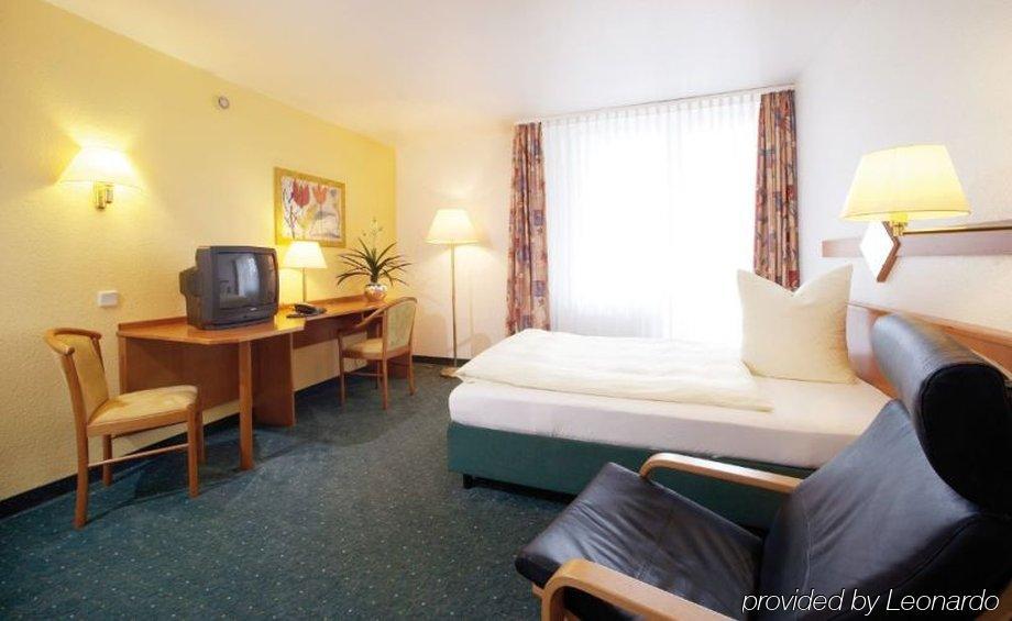 Airporthotel Residenz 스타인브론 외부 사진