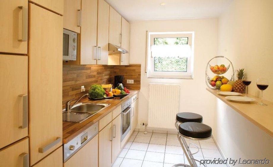 Airporthotel Residenz 스타인브론 외부 사진